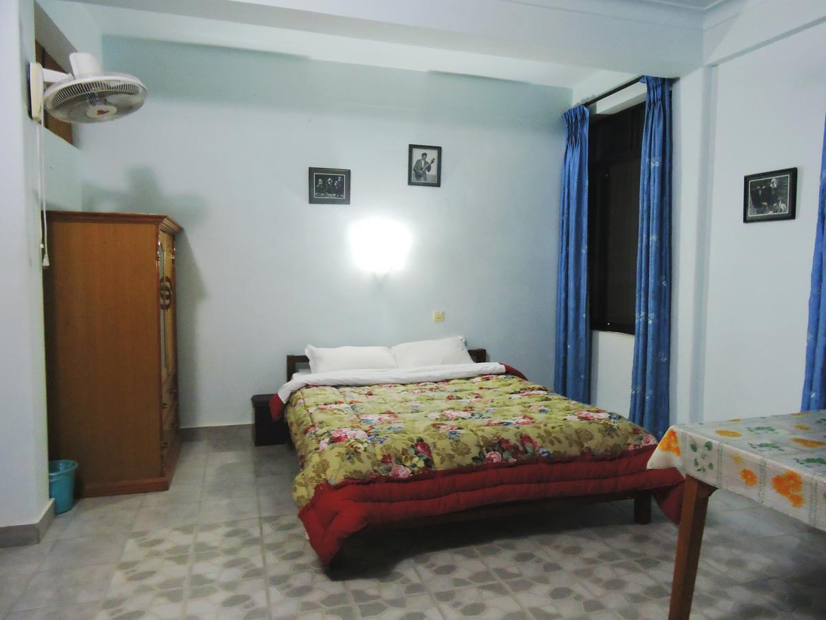 Hotel Pokhara Batika Exterior foto